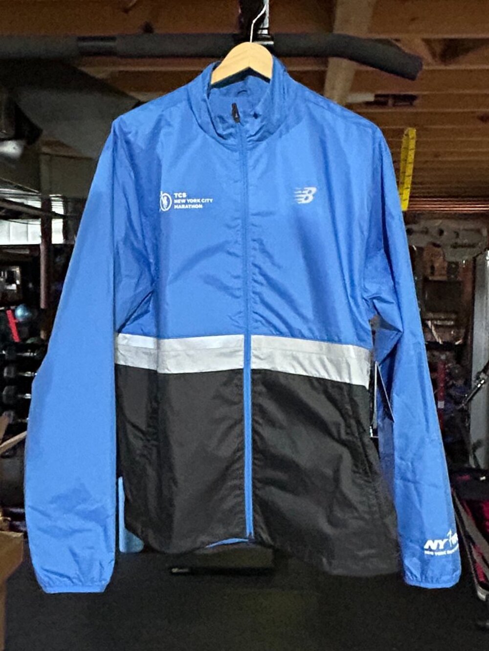 NYC Marathon Running Jacket – New with Tags – Men’s Large